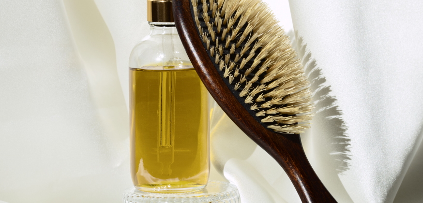 Use castor oil for hair growth